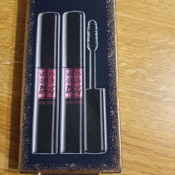 New Lancome Monsieur Big Waterproof Mascara Grand Volume Big Black 0.33 oz/10 ml - Picture 1 of 5